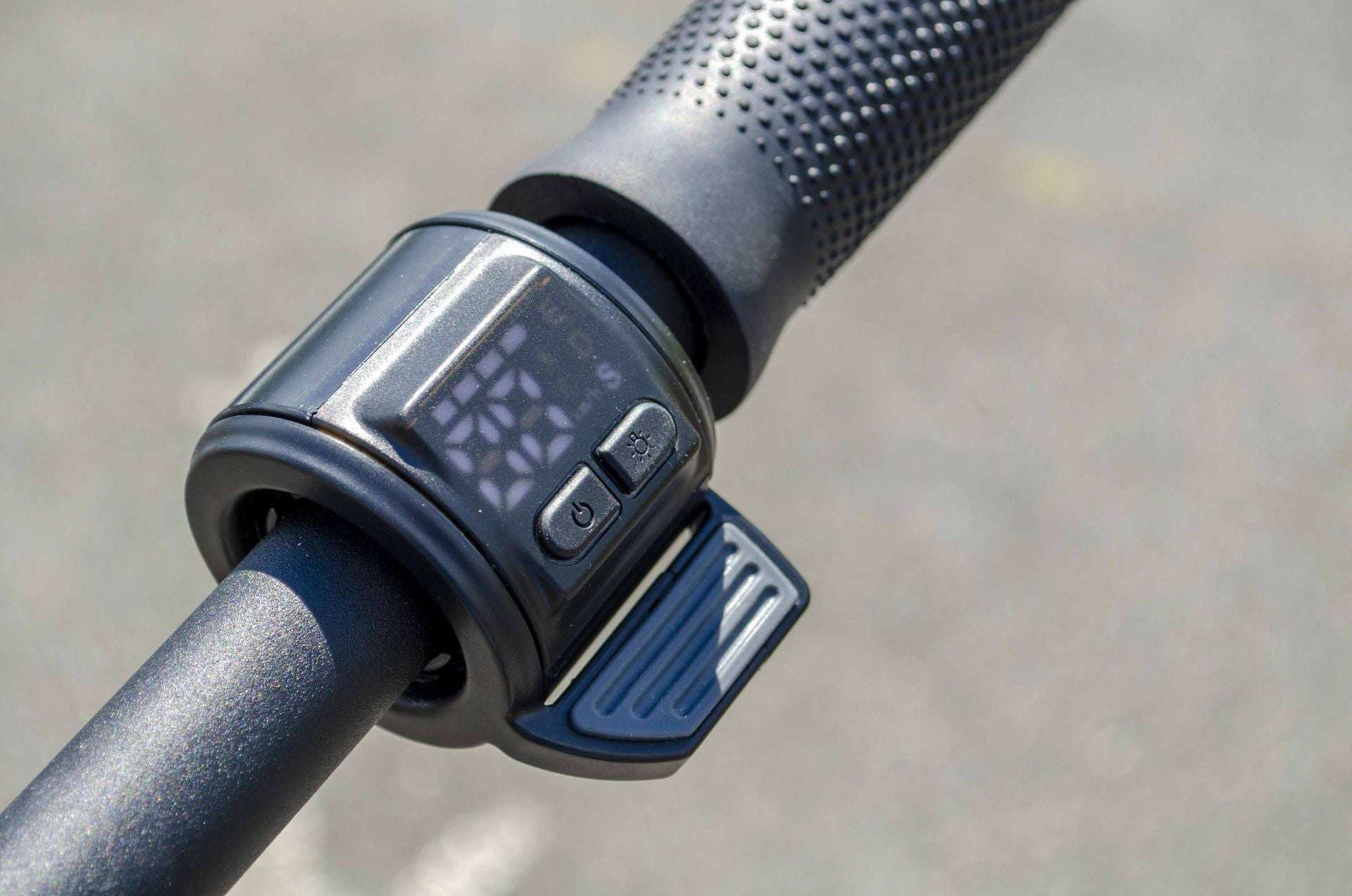 KUICKWHEEL M16 PRO ELECTRIC SCOOTER accelerator throttle