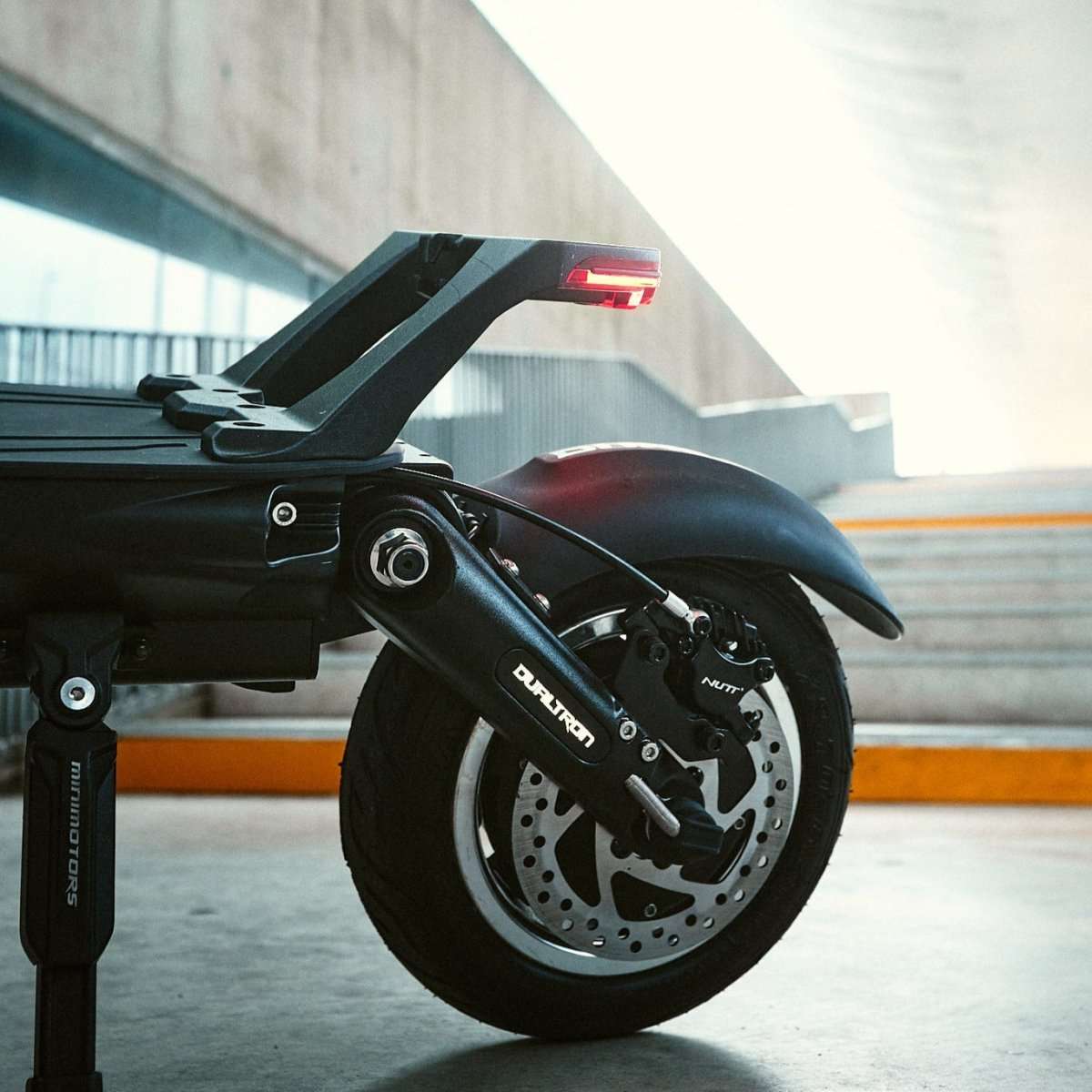 Dualtron Victor Luxury Plus Electric Scooter 60V 28Ah 30AH EY4 2025 Samsung rear tire tail light mudguard