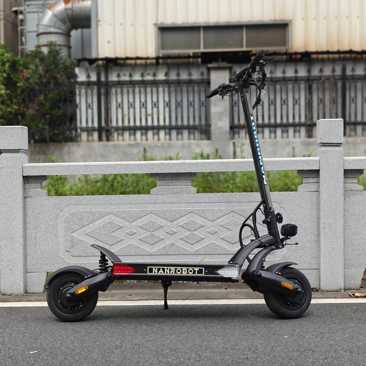 NANROBOT LS7+ 72V Black electric scooter