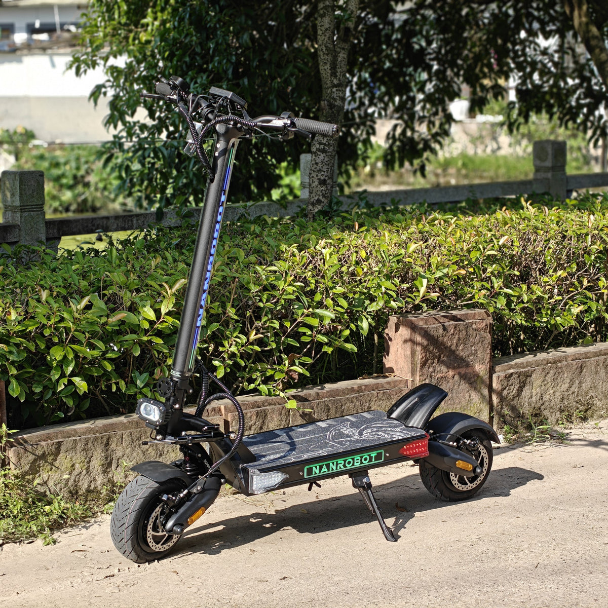 NANROBOT LS7+ 72V Black electric scooter