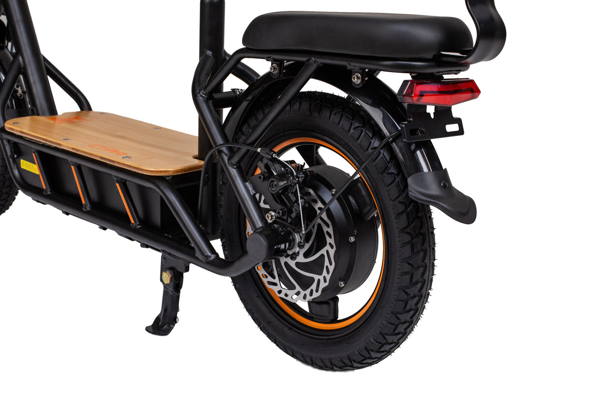 Close-up of a kukirin c1 pro electric scooter with wooden seat on a white background rear wheel 14 inch