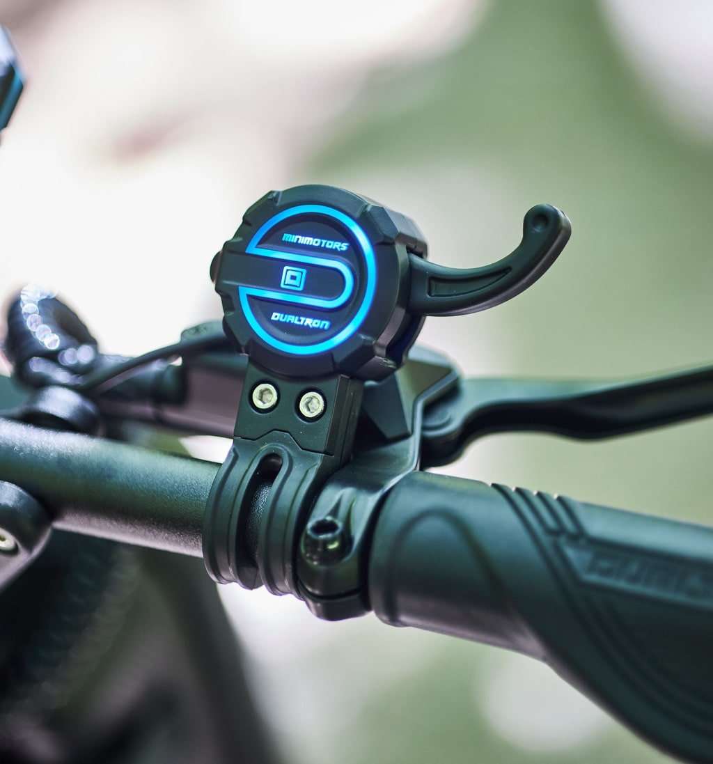 DUALTRON VICTOR ELECTRIC SCOOTER 60V 24AH EY4 NUTT 2025 accelerator trigger