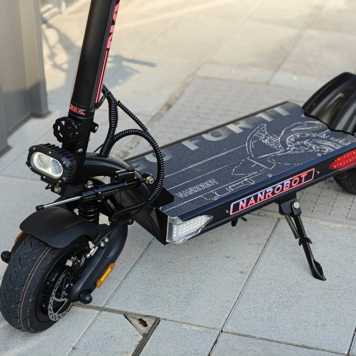NANROBOT LS7+ 72V Black electric scooter